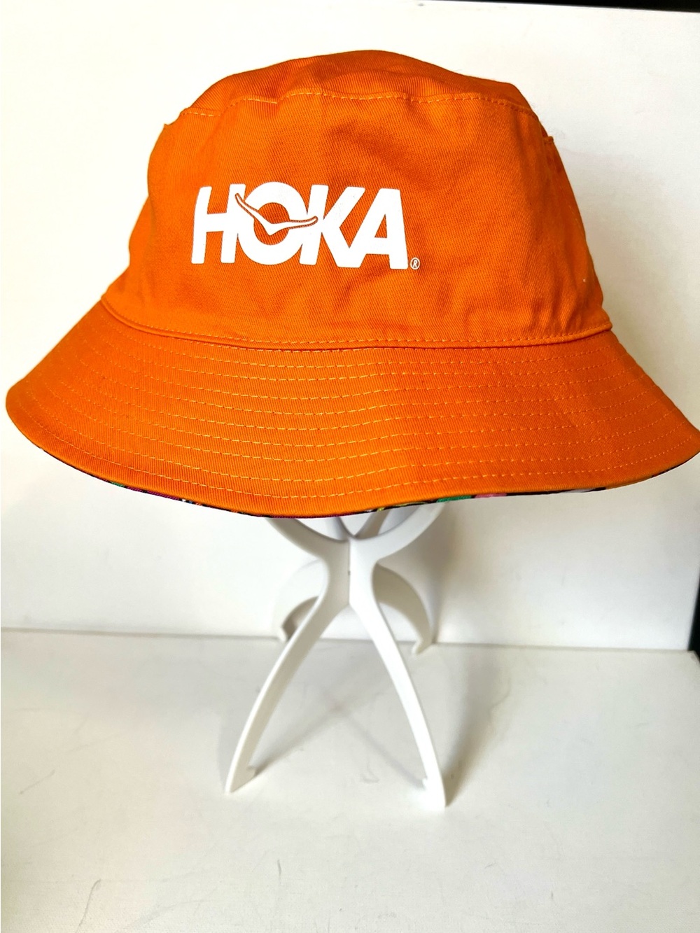 Hoka Summer Mile Club Hat Bucket Mens One Size Orange Reversible Tropical Print